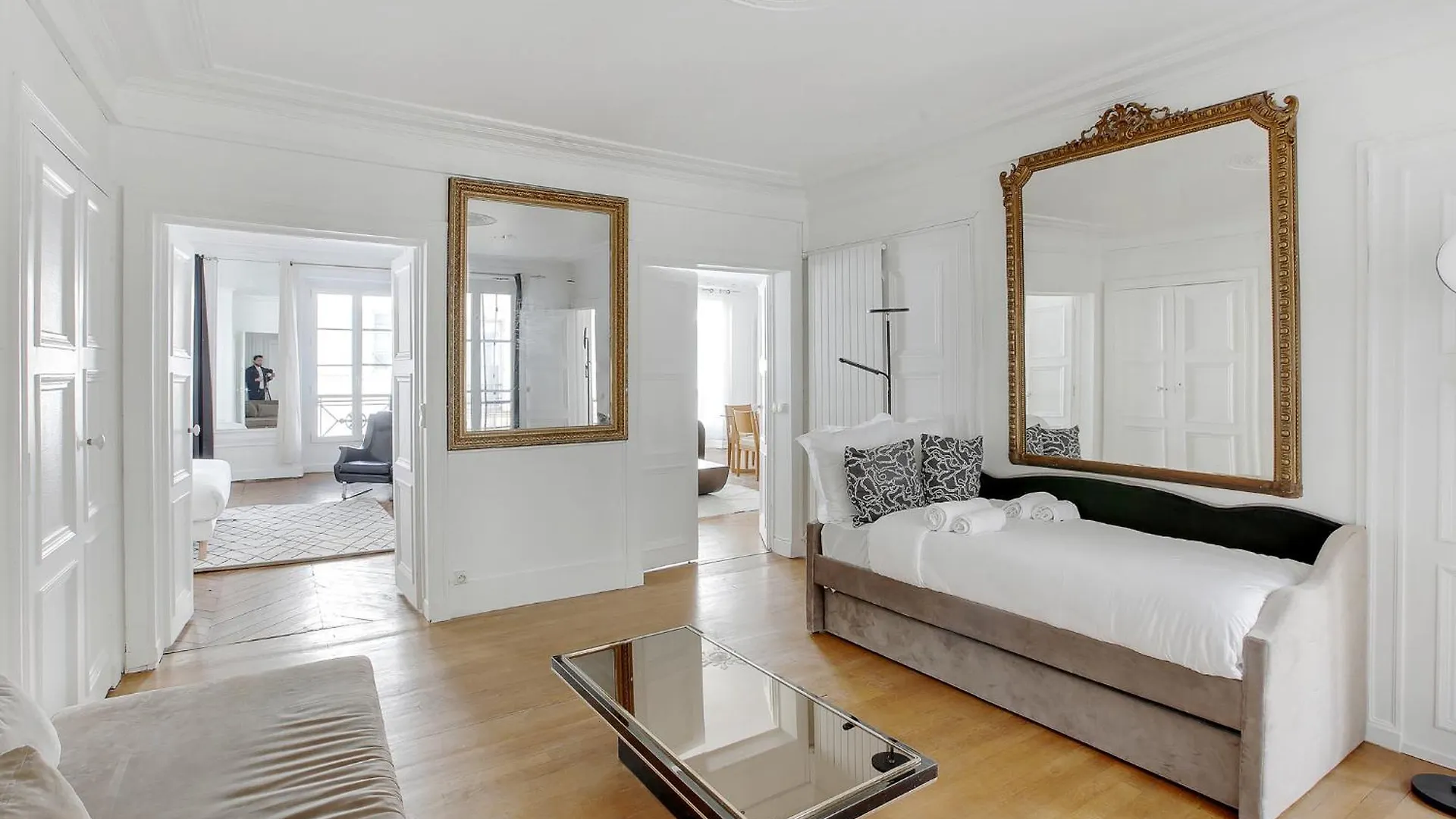 Elegance & Confort A Deux Pas De La Madeleine 파리 아파트